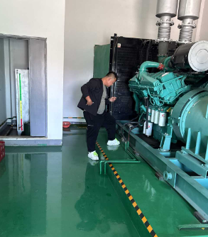 营口康明斯柴油发电机组维修：保障动力稳定